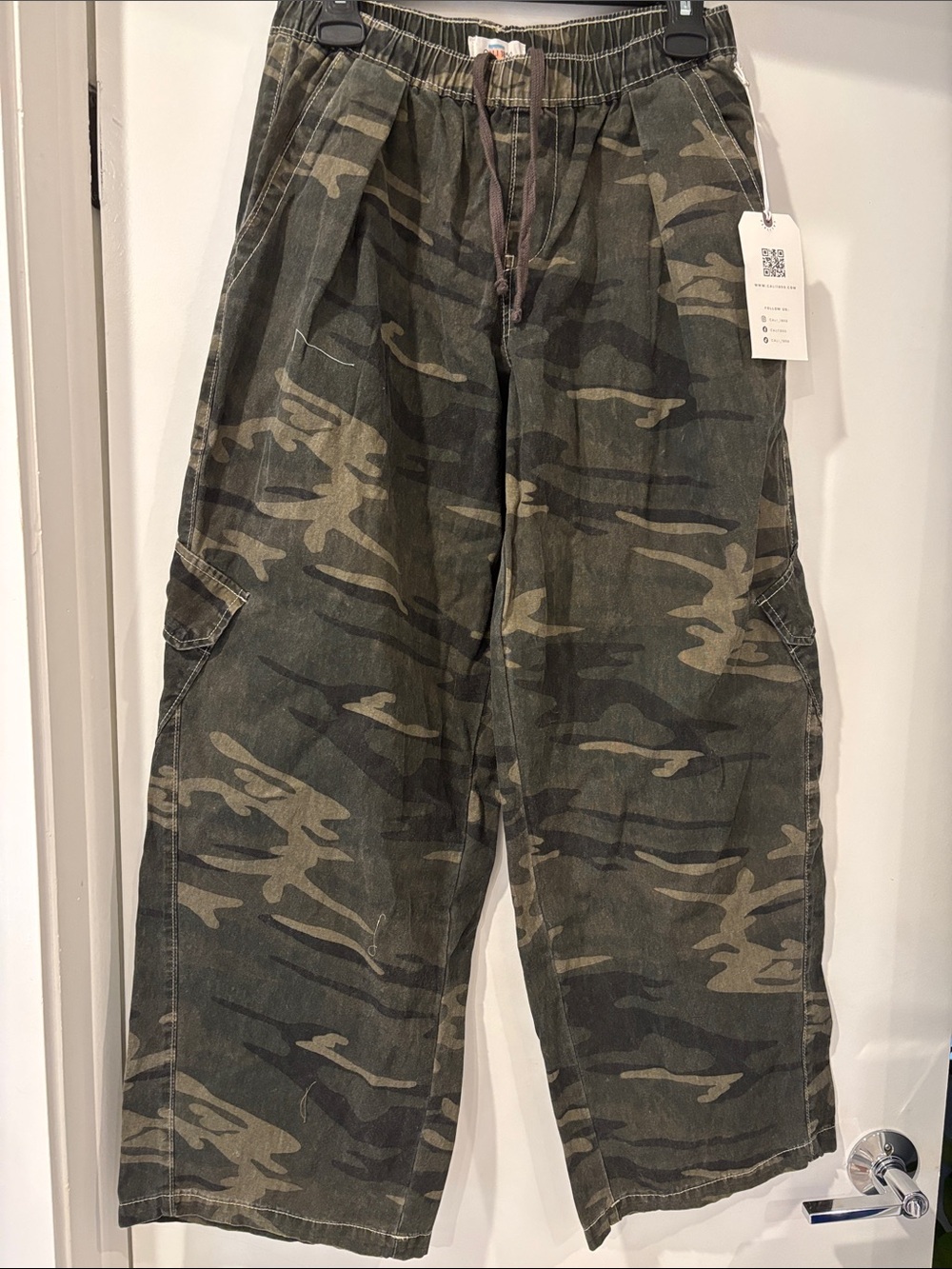 Wide Leg Camo Cargo Jumpsuit Pants - Olive Green